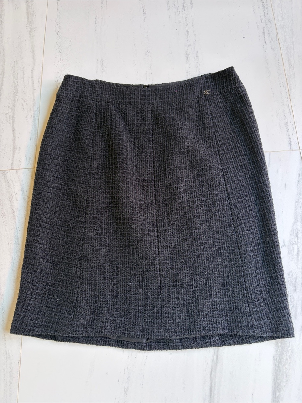 CHANEL Black Tweed Pencil Skirt with Subtle CC Emblem - fully-lined